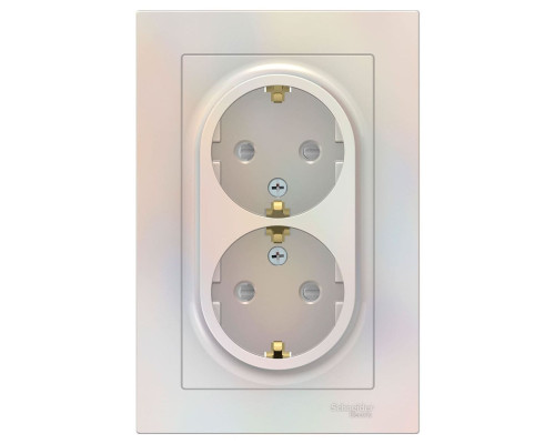 Розетка двойная с заземлением со шторками с рамкой Schneider Electric AtlasDesign ATN000426 Жемчуг -
