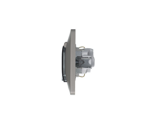 GLOSSA РОЗЕТКА с зазем. со шторками с крышкой,IP44,16А, 250В, в сборе,ПЛАТИНА