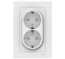 Розетка двойная с заземлением со шторками с рамкой Schneider Electric AtlasDesign ATN000126 Белый -