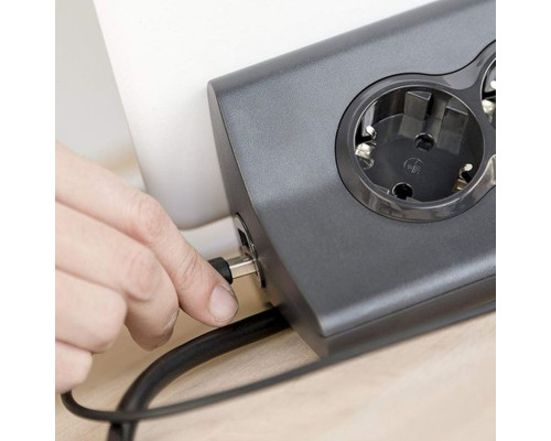Удлинитель 3X2P+E треугольный с держателем планшета, 2USB, выключатель, 1,5m, черный