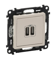 Valena Life - Зарядное устройство с двумя USB-разъемами, 240В/5В, 1500мА, слоновая кость (инд.упак)