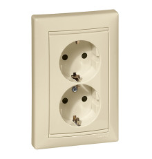 Valena - Розетка 2x2P+E нем. станд. со шторками, сл.кость